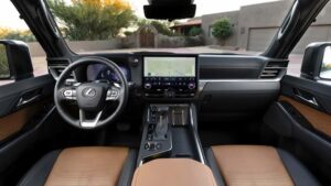 2025-lexus-gx-luxury-interior
