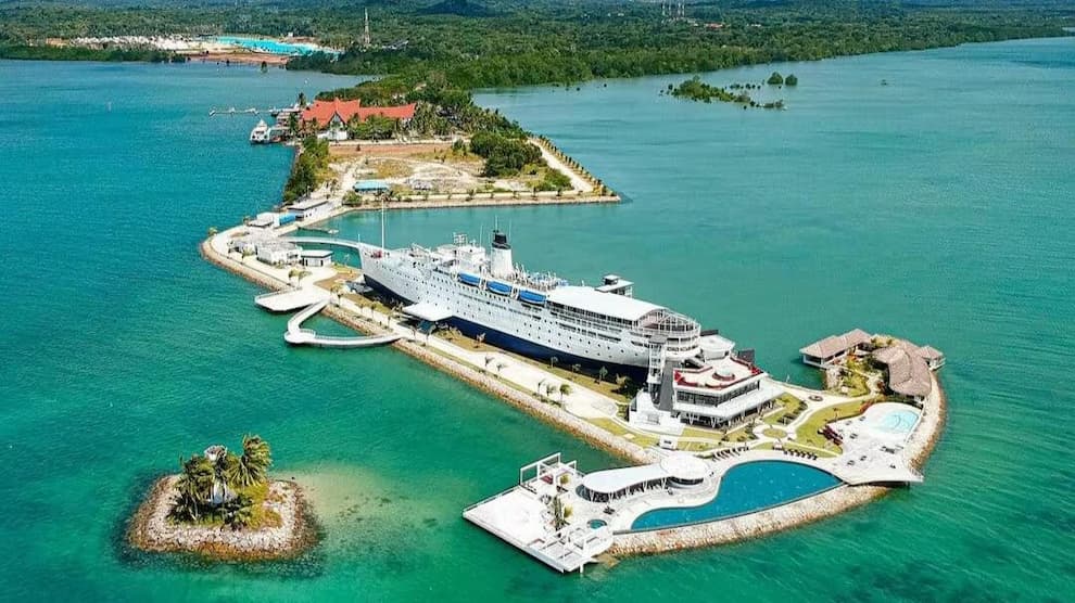 کشتی مسافربری