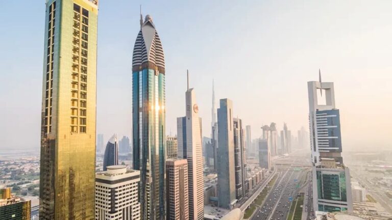 مزایای کار و زندگی در دبی برای ایرانی‌ها